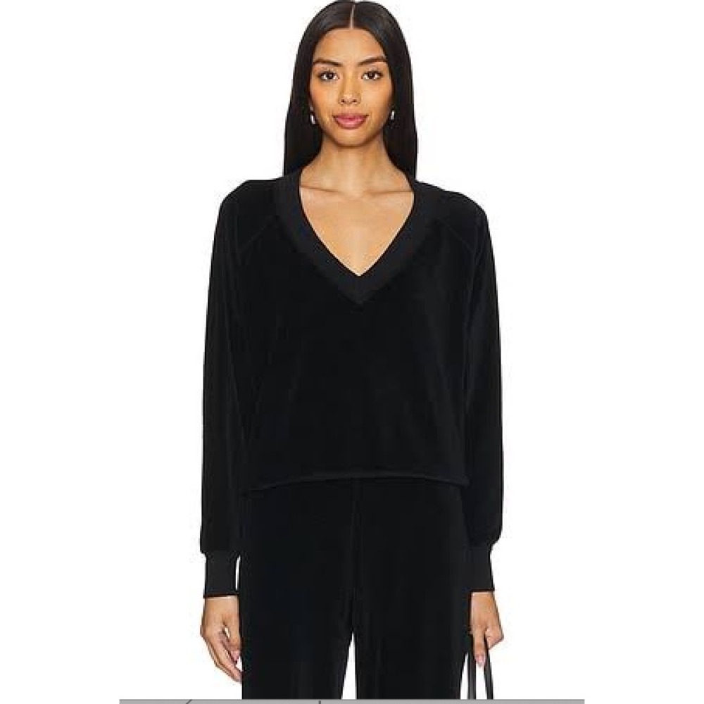 perfectwhitetee Ember Black V-Neck Velvet Velour Pullover Sweatshirt Size Medium